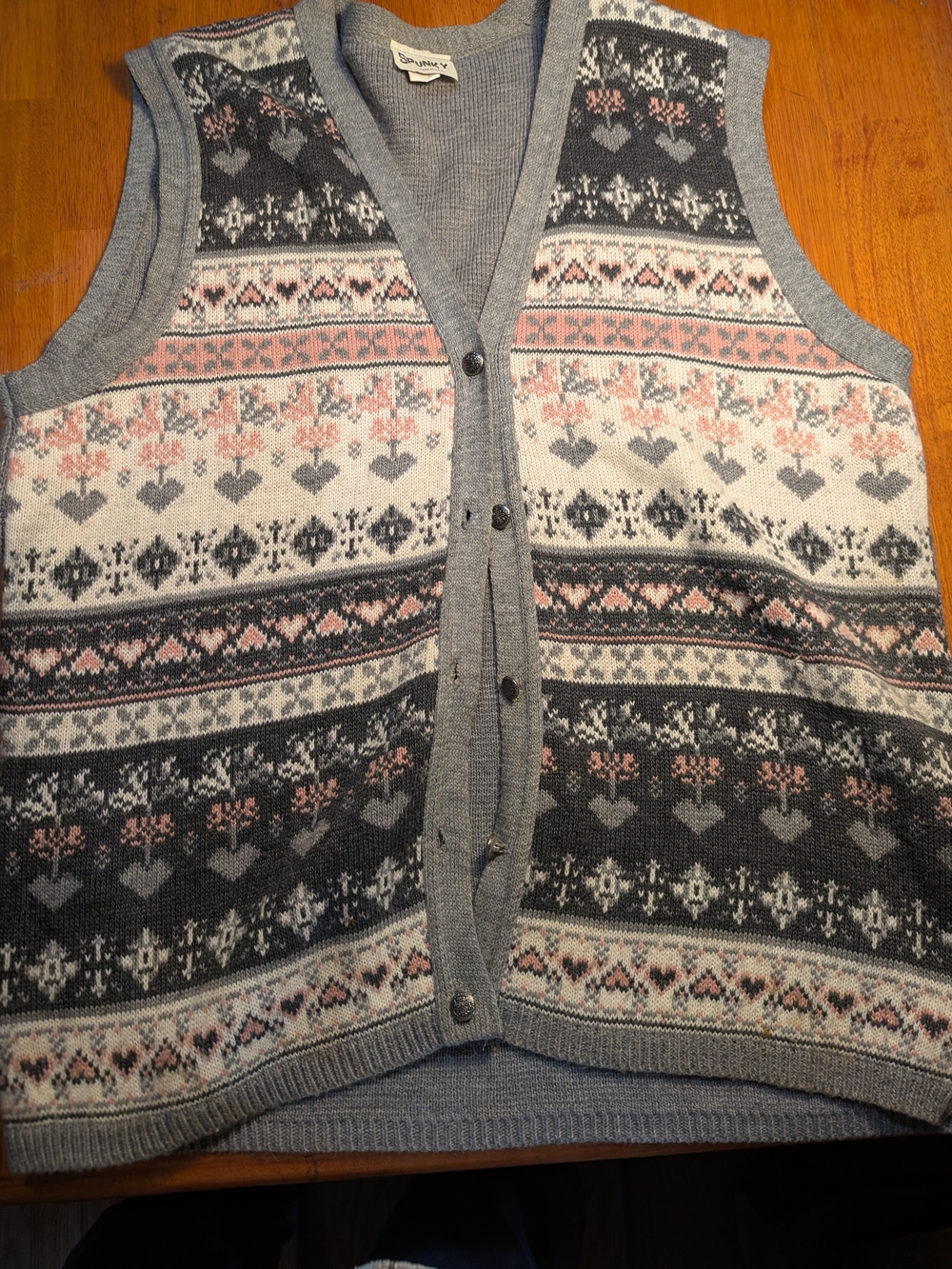 Classic Spunky Knit Vest - Gray and Pink